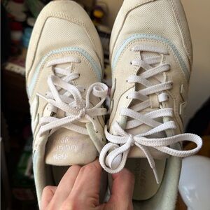 New Balance Women's Beige and Light Blue Sneakers